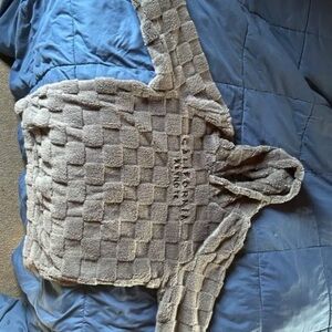 Gray Textured Hooded Sweatshirt